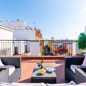 Luminoso ático Con Terraza, Calle Antonia Diaz Apartamento Sevilla